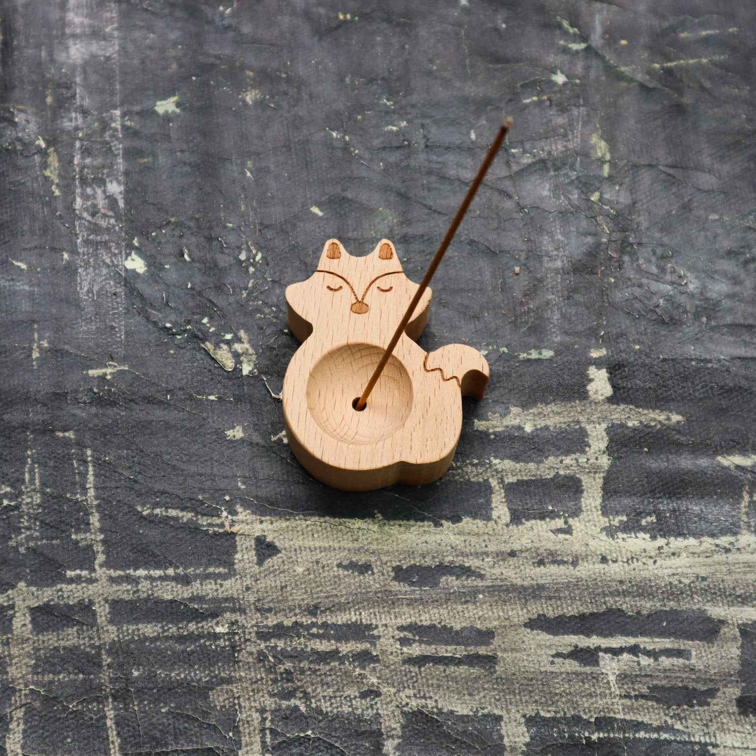 Fox Shaped European Beechwood Essential Oil Diffuser And Incense Holder